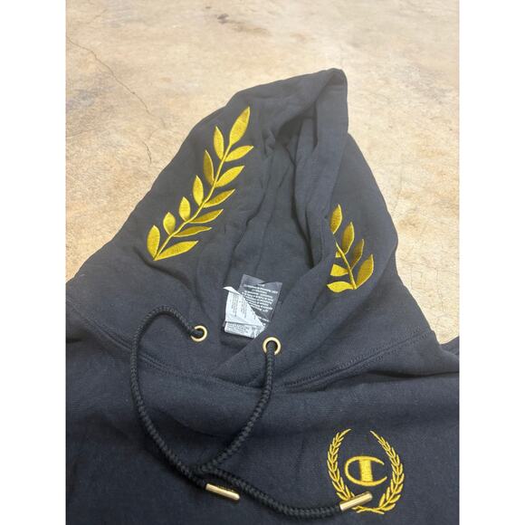 Champion x Muhammad Ali Black Gold Laurel Hoodie – Limited Edition Streetwear - Picture 6 of 14